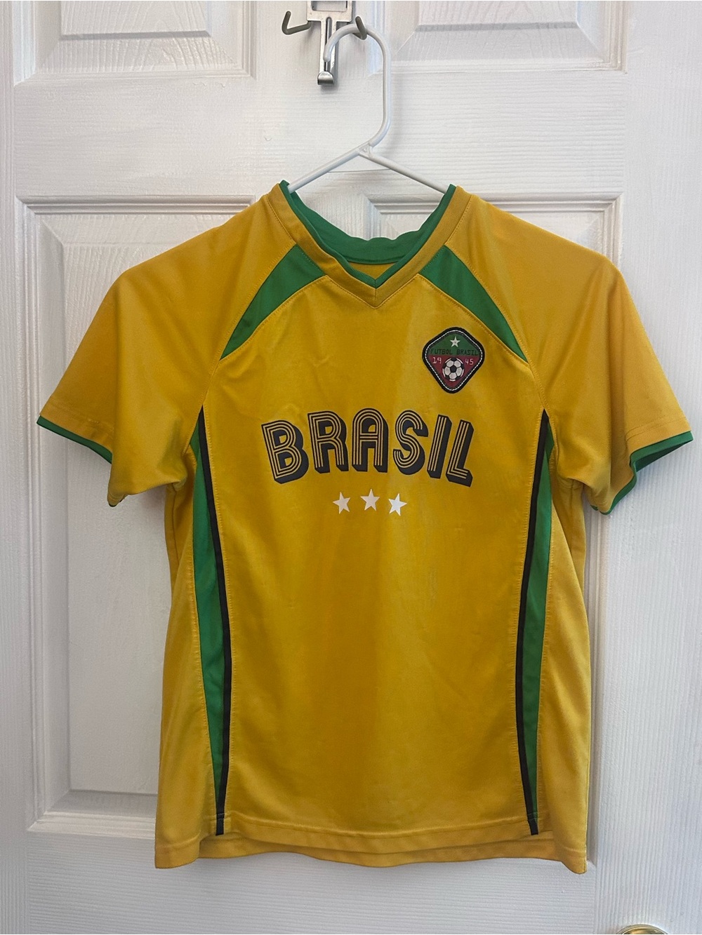 Brasil (Brazil) Yellow Kids Soccer Jersey Size M 10/12